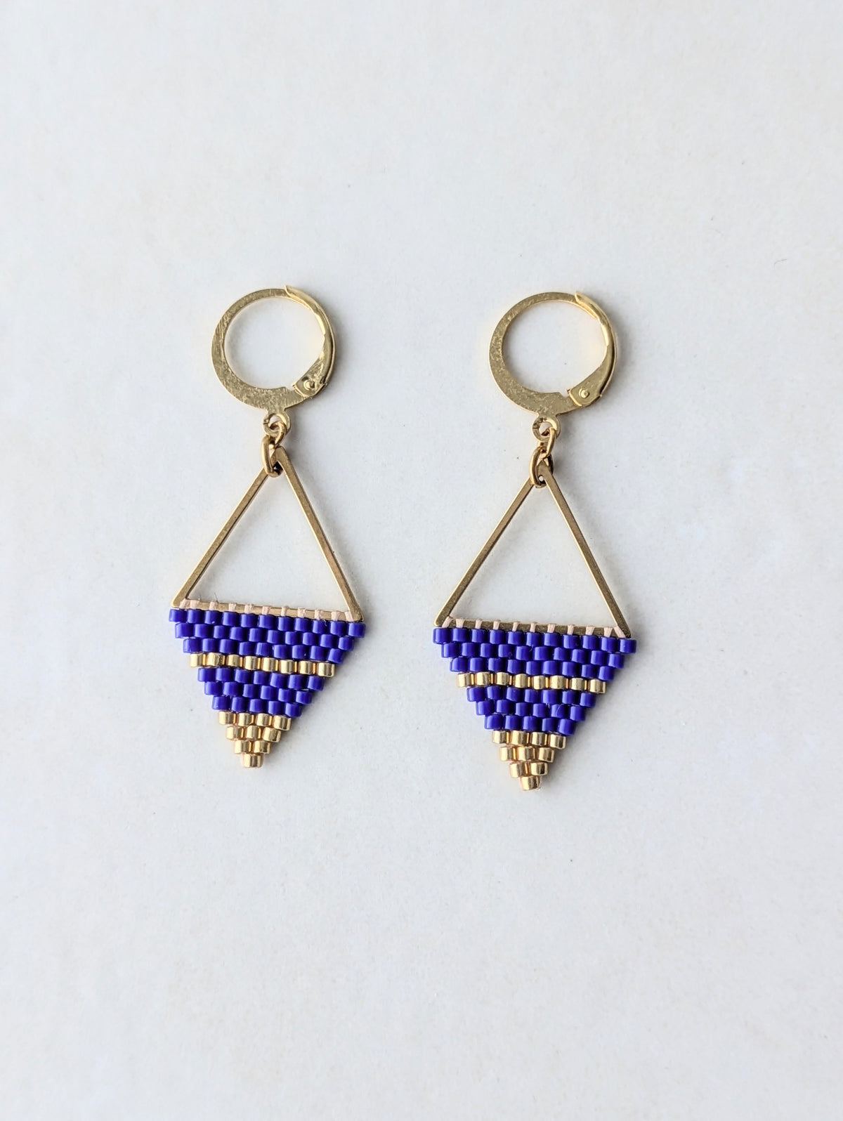 Boucles d’oreilles Triangle – Bleu roi