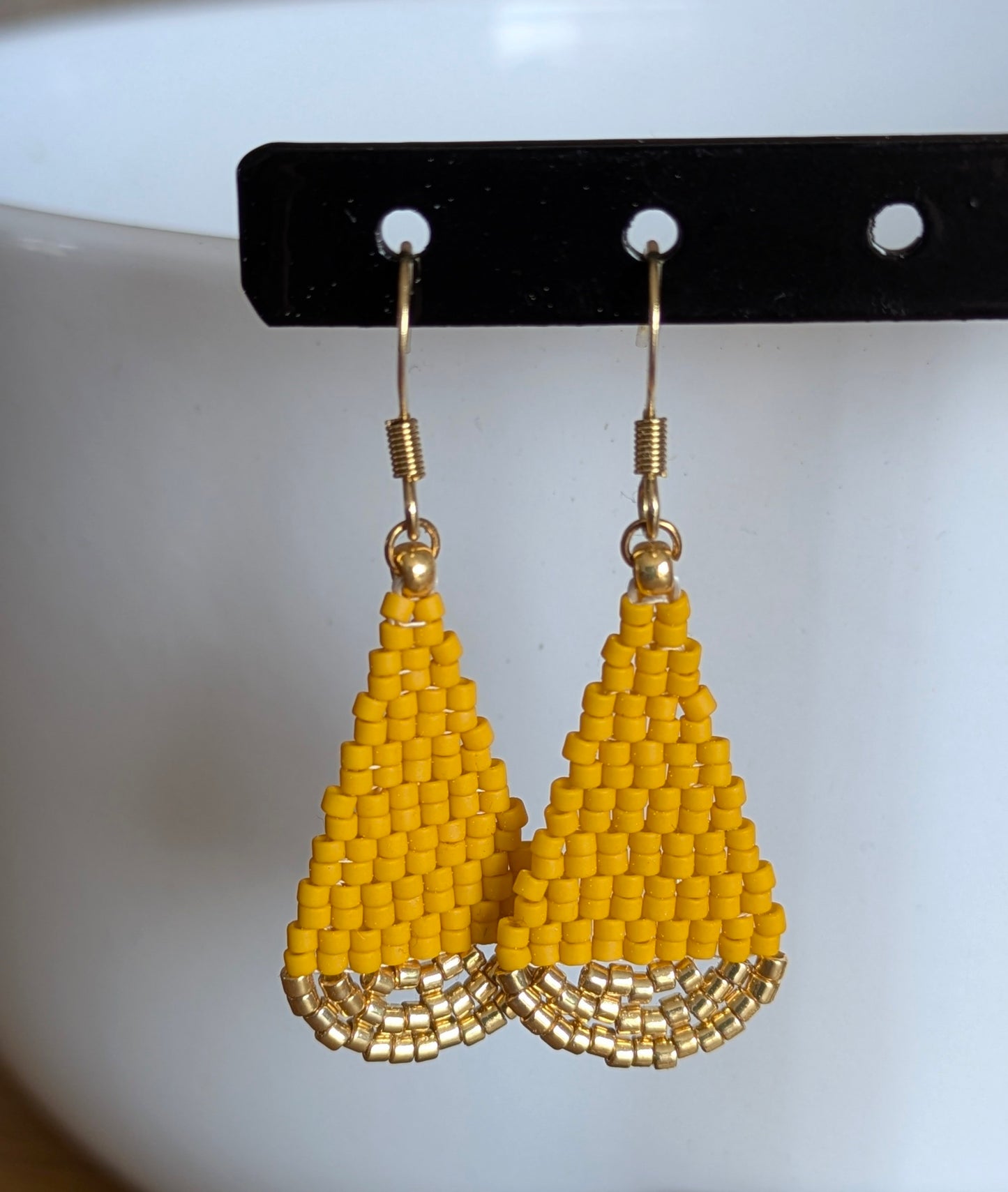 Boucles d'oreilles goutte - Jaune et doré