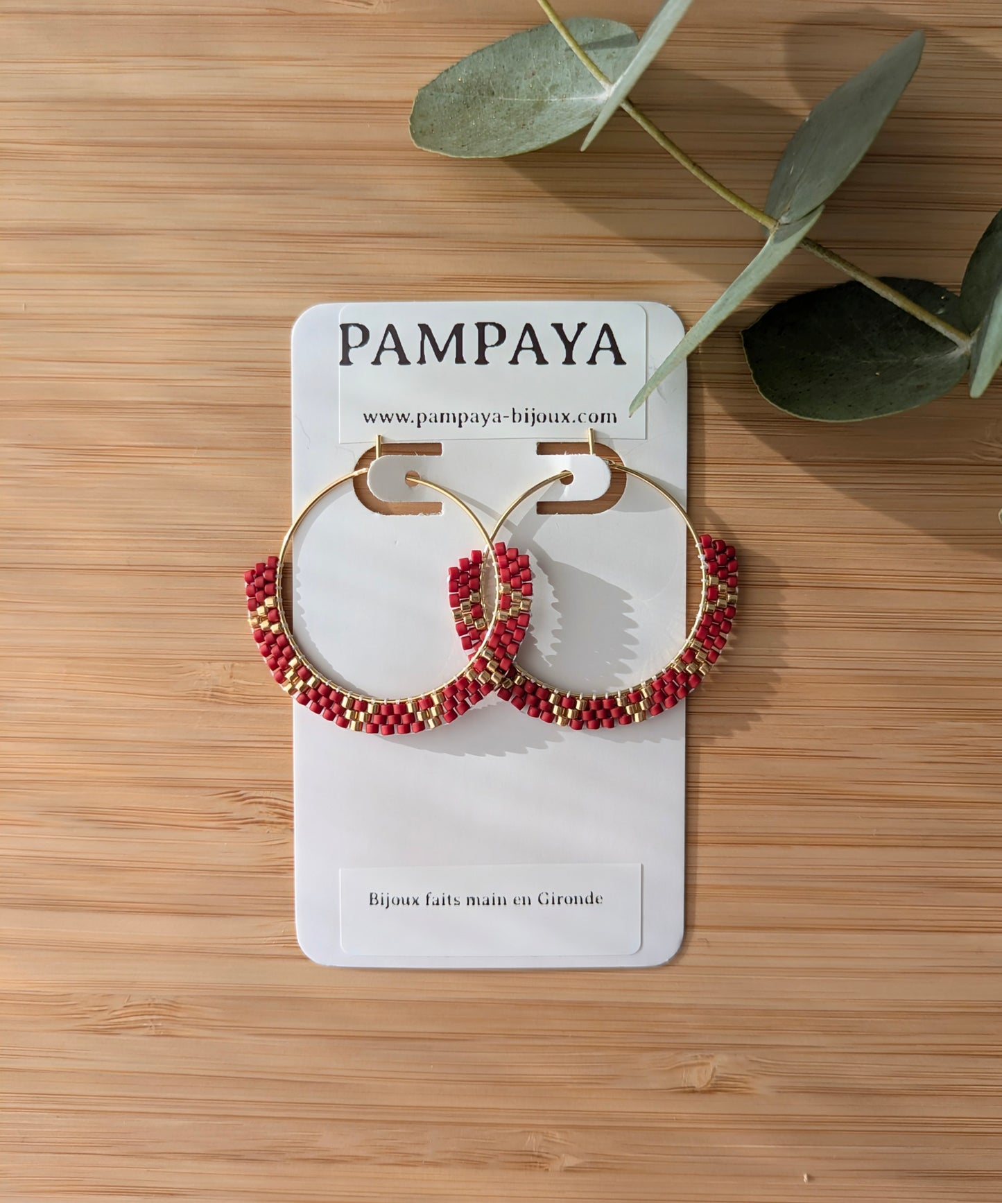 Créoles rouges et dorées