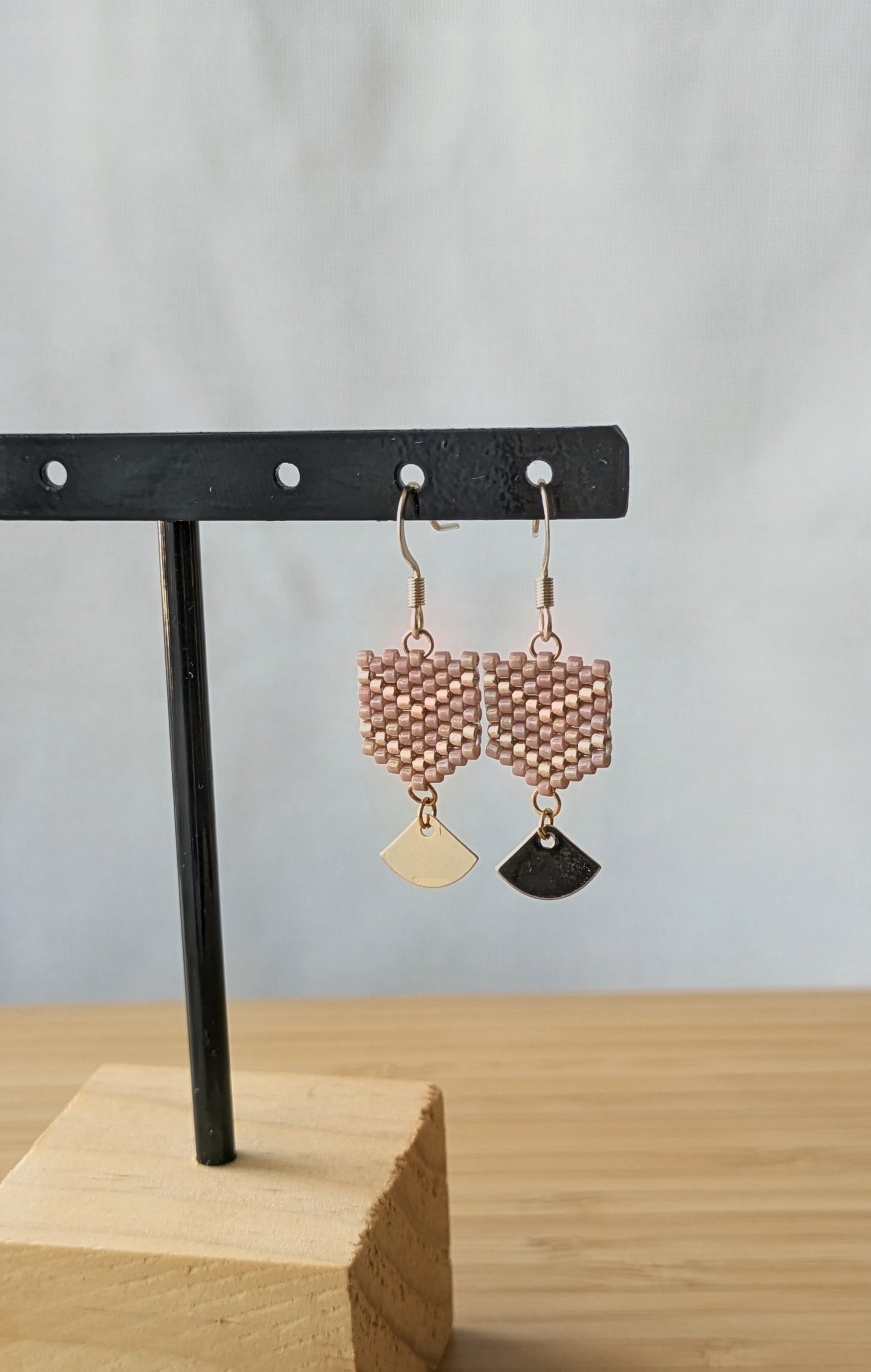 FANNY - Boucles d'Oreilles Pendantes en Perles Miyuki - Rose