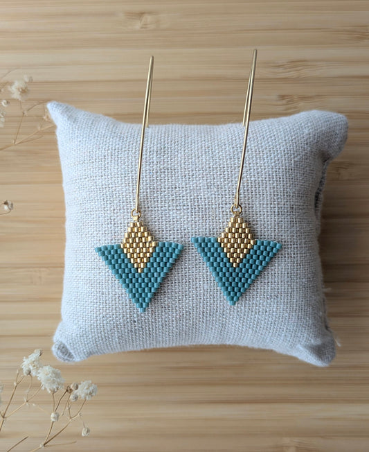 Boucles d'oreilles graphiques Pampaya en perles Miyuki bleu-vert et dorées - Tissage artisanal français fait-main