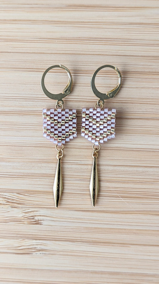 Boucles FLECHE - Beige rosé et doré
