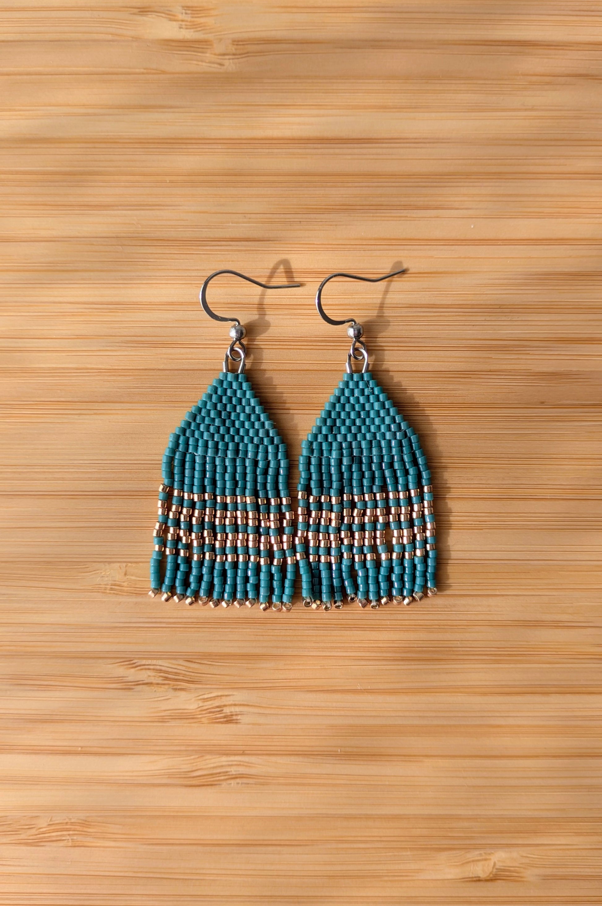 Boucles à franges perlées bleu vert - Tissées main