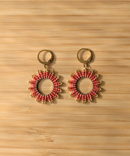 Boucles tissées main perles miyuki rouges et dormeuses acier inoxydable doré