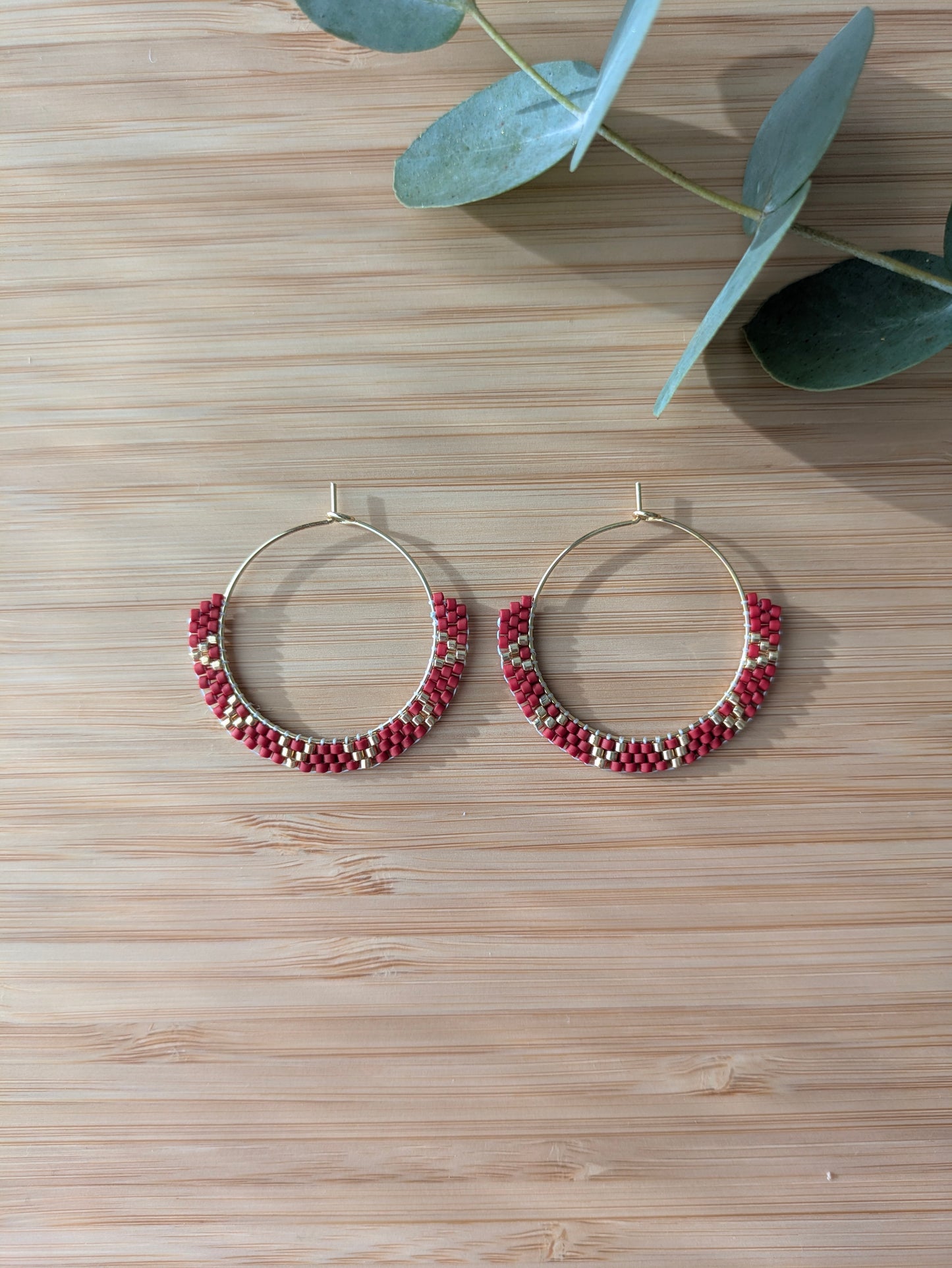 Créoles rouges et dorées