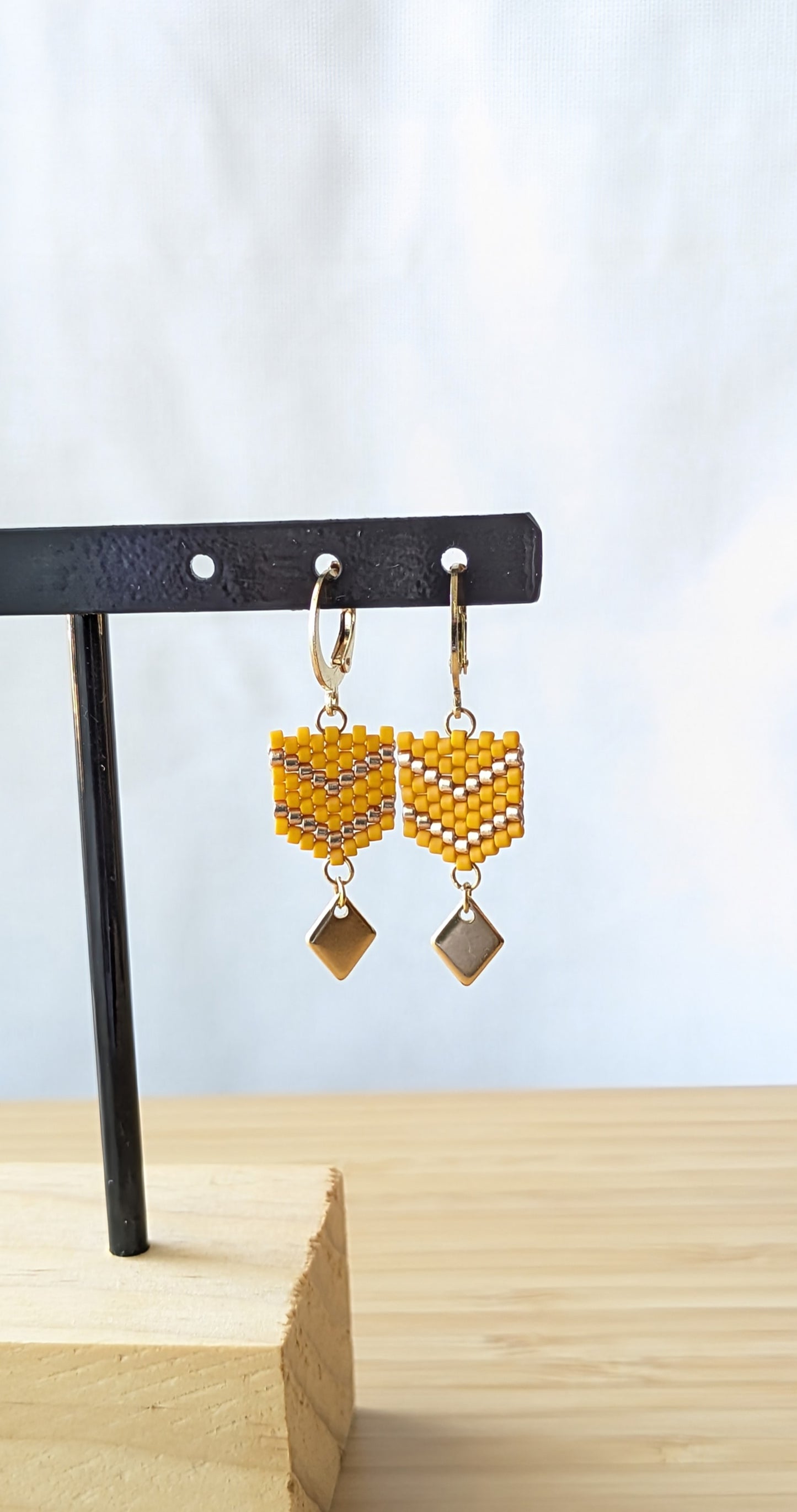 FANNY - Boucles d'Oreilles Dormeuses en Perles Miyuki - Jaune