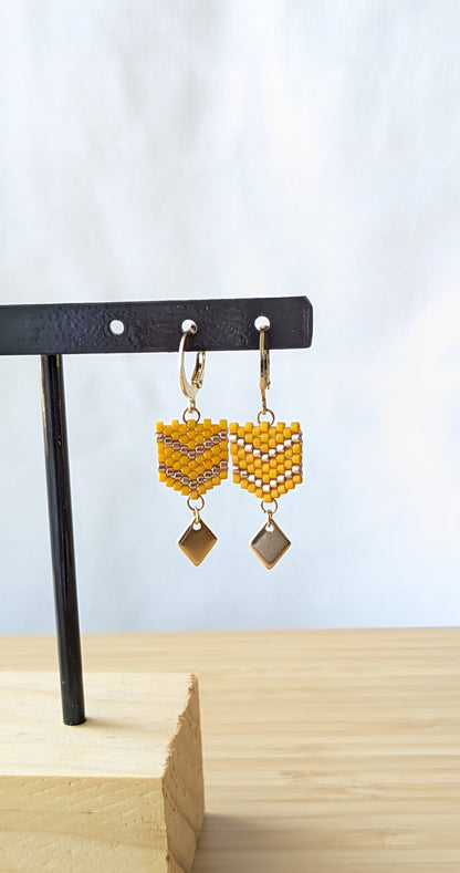 FANNY - Boucles d'Oreilles Dormeuses en Perles Miyuki - Jaune