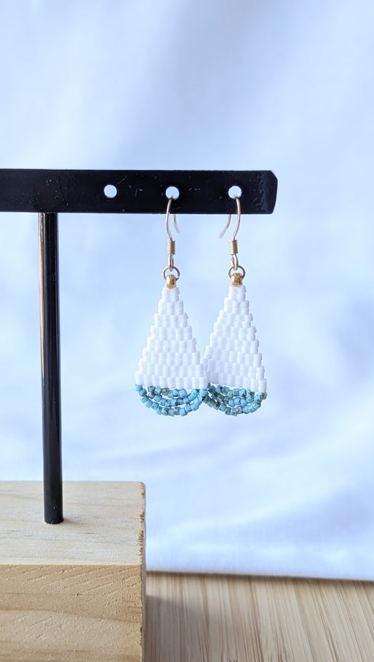Boucles d'oreilles goutte - Blanc et Bleu Turquoise
