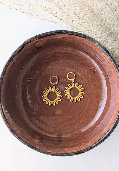 Boucles d'oreilles pendantes tissage herringbone -  Jaunes